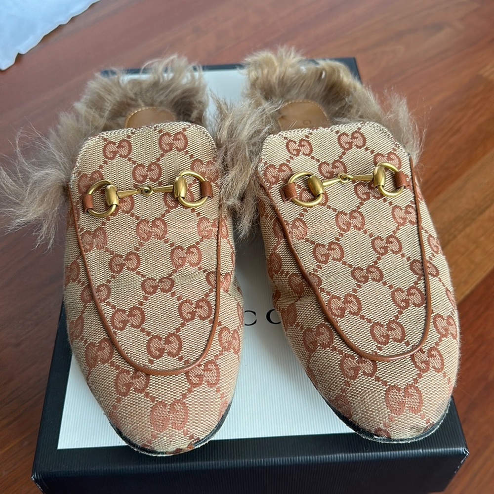 Gucci princetown fur